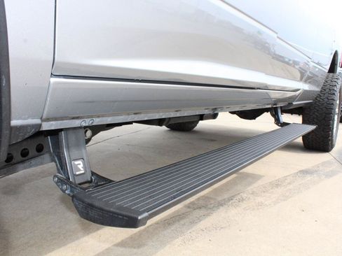 Used 2024 RAM 3500 Laramie AWD/4WD image 37