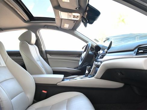 Used 2019 Honda Accord EX-L image 26