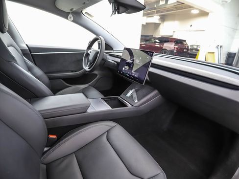 Used 2025 Tesla Model 3 Long Range image 28
