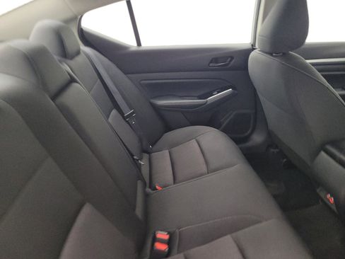 Used 2023 Nissan Altima 2.5 SV image 19