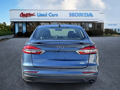 Used 2019 Ford Fusion SE w/ Equipment Group 151A image 4