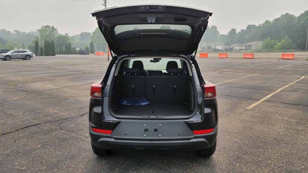 New 2026 Chevrolet TrailBlazer LS w/ LS Convenience Package FWD image 11