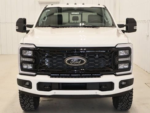 New 2025 Ford F350 Lariat w/ Lariat Ultimate Package AWD/4WD image 3