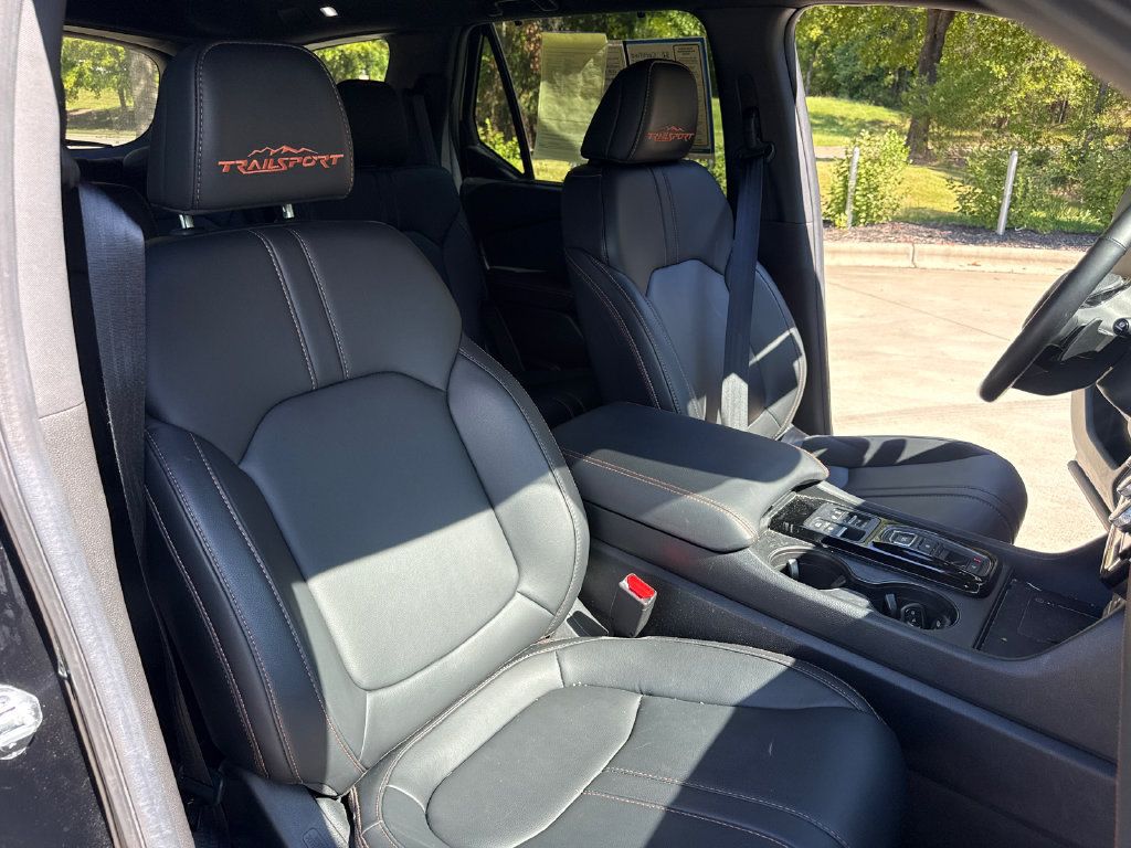 Certified 2025 Honda Pilot TrailSport image 35