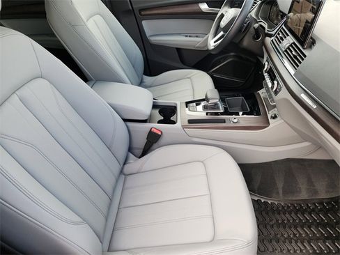 Used 2023 Audi Q5 2.0T Premium Plus w/ Premium Plus Package image 14