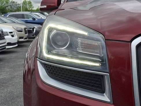 Used 2015 GMC Acadia SLT AWD/4WD image 10