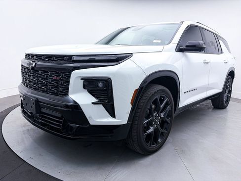 Used 2024 Chevrolet Traverse RS w/ LPO, Floor Liner Package image 15