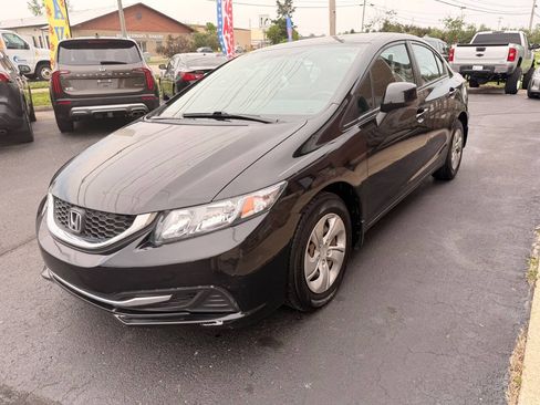 Used 2013 Honda Civic LX image 4