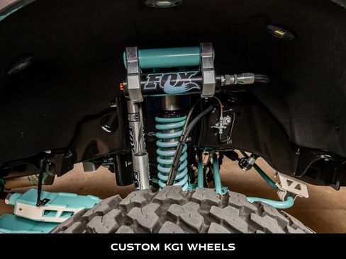 Used 2023 Ford F250 Platinum image 13