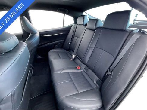 Used 2026 Toyota Camry XSE FWD image 34