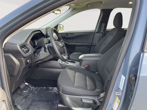 Used 2025 Ford Escape Active AWD/4WD image 21