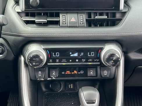 Used 2024 Toyota RAV4 XLE Premium w/ Weather Package AWD/4WD image 21