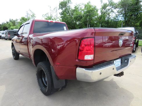 Used 2018 RAM 3500 Tradesman w/ Chrome Appearance Group AWD/4WD image 6