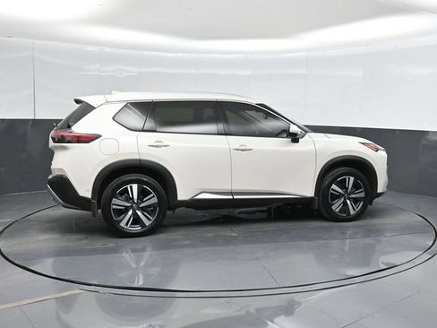 Used 2023 Nissan Rogue Platinum w/ Platinum Premium Package FWD image 4