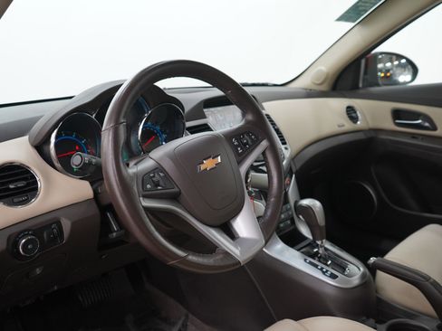 Used 2015 Chevrolet Cruze LT w/ Sun, Sound and Sport Package FWD image 23