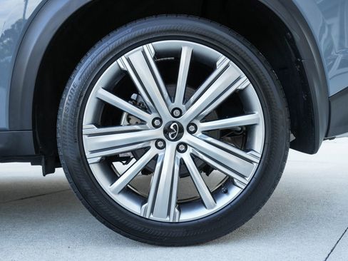 Used 2022 INFINITI QX50 Sensory image 28