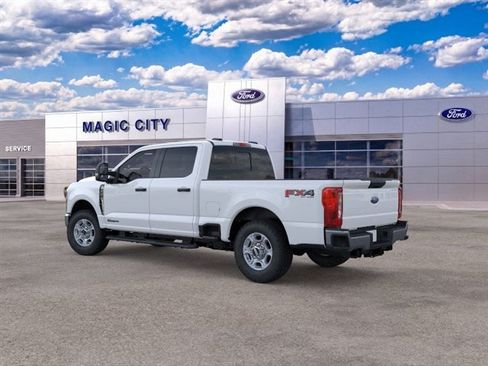 New 2026 Ford F250 XLT w/ FX4 Off-Road Package AWD/4WD image 4