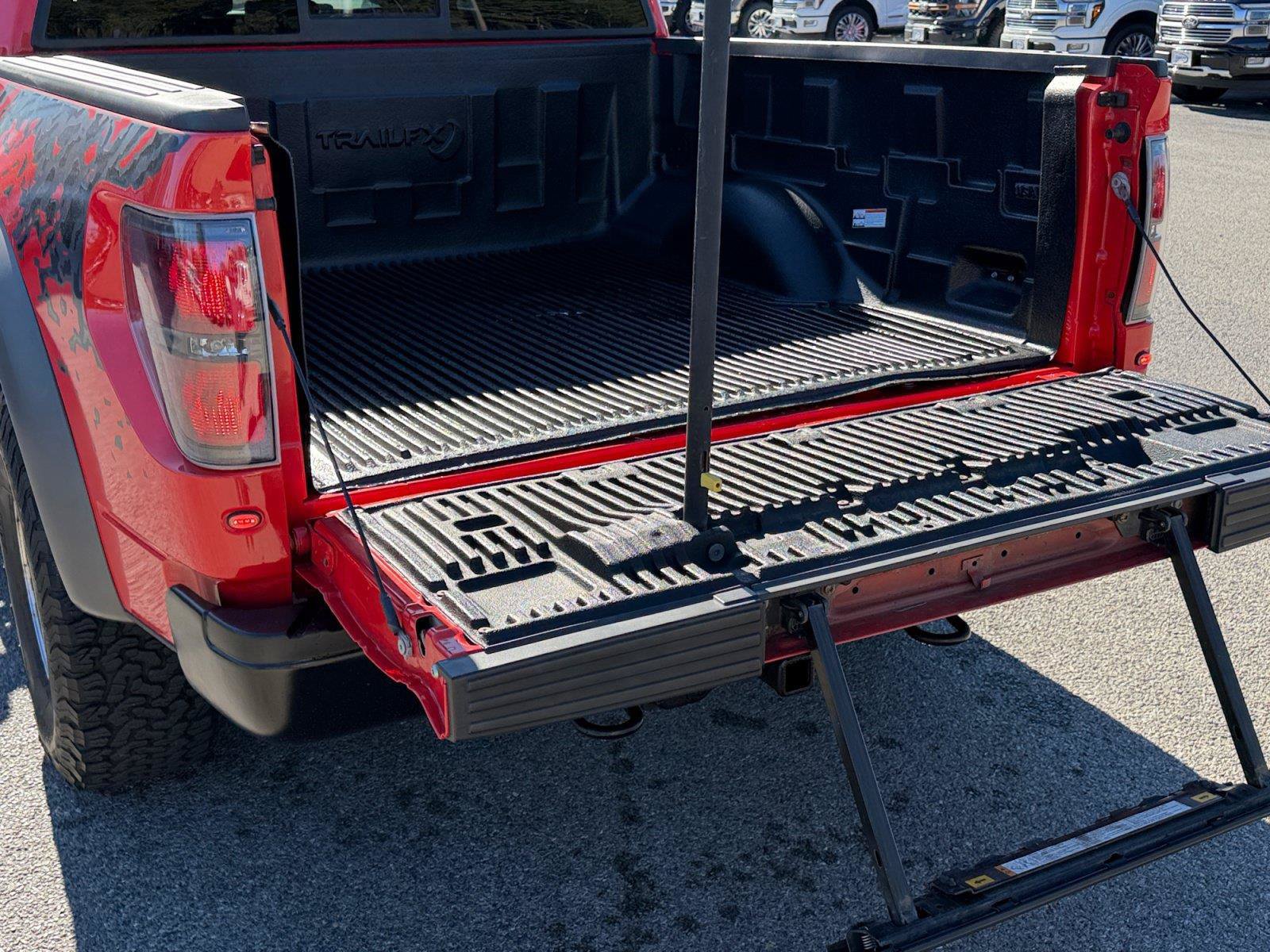 Used 2010 Ford F150 Raptor AWD/4WD image 10