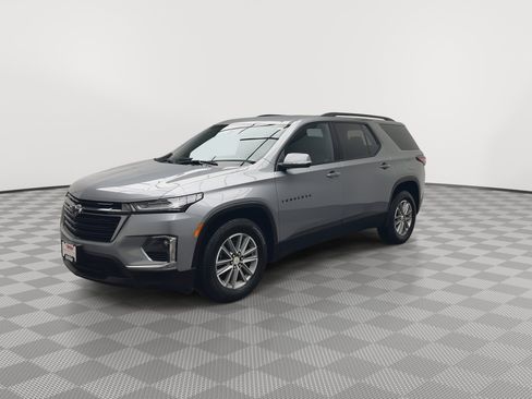 Certified 2023 Chevrolet Traverse LT w/ Midnight/Sport Edition image 39