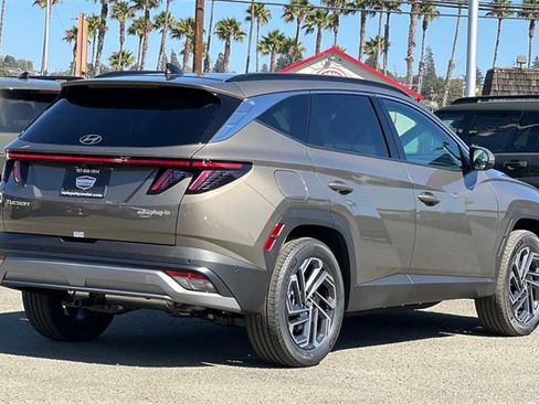 New 2025 Hyundai Tucson Limited image 6