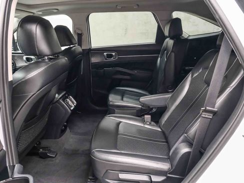 Used 2023 Kia Sorento SX FWD image 22