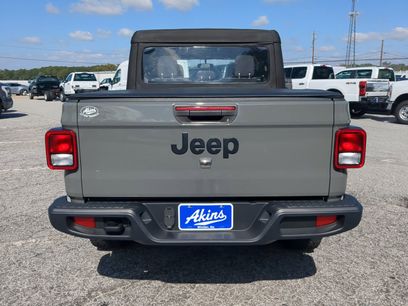 Certified 2023 Jeep Gladiator Sport