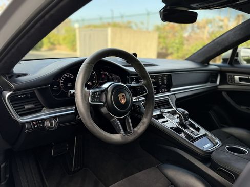 Used 2019 Porsche Panamera GTS AWD/4WD image 20