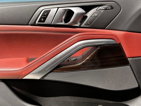 Used 2020 BMW X6 sDrive40i w/ Convenience Package image 30