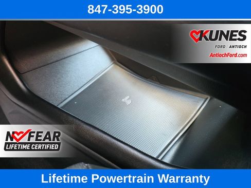 Used 2024 Volkswagen Atlas SE AWD/4WD image 37
