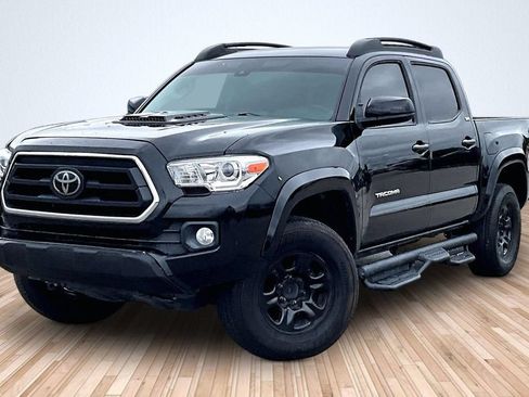 Used 2021 Toyota Tacoma SR5 RWD image 1