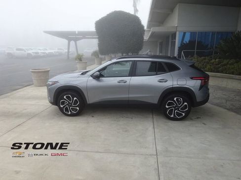 New 2026 Chevrolet Trax RS w/ Driver Confidence Package image 5