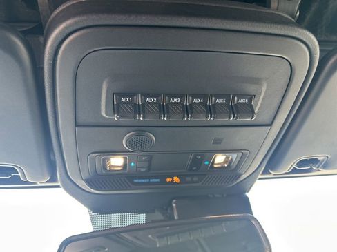 Used 2024 Ford Bronco Wildtrak image 17