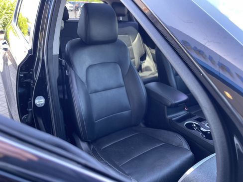 Used 2017 Kia Sportage EX w/ EX Technology Package FWD image 34