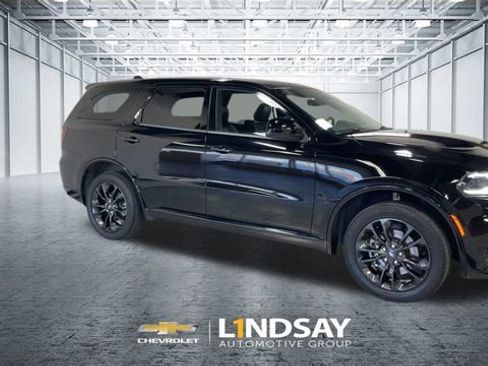 Used 2022 Dodge Durango GT w/ Blacktop Package image 3