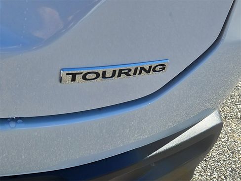 New 2025 Honda Pilot Touring image 4