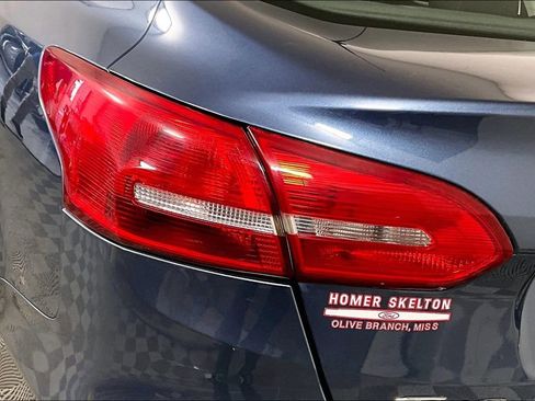 Used 2018 Ford Focus SEL image 29