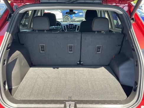 Used 2024 Chevrolet Equinox LT image 30