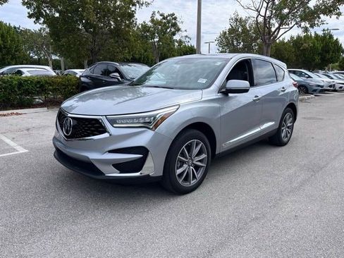 Used 2019 Acura RDX w/ Technology Package FWD image 3
