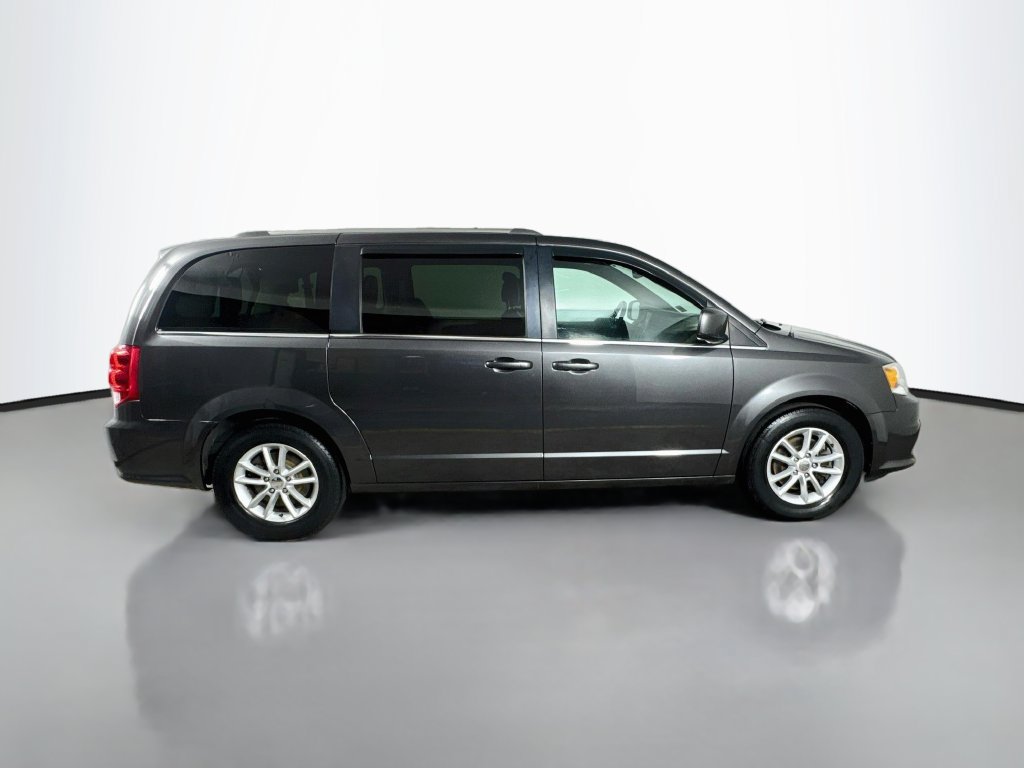 Used 2019 Dodge Grand Caravan SXT FWD image 9