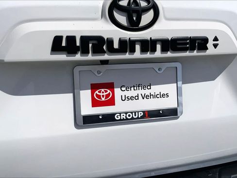 Used 2022 Toyota 4Runner SR5 RWD image 10