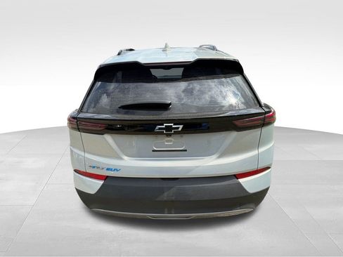 Used 2022 Chevrolet Bolt EUV Premier FWD image 5