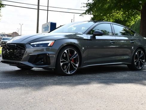 Used 2024 Audi S5 Premium Plus w/ Premium Plus Package AWD/4WD image 3