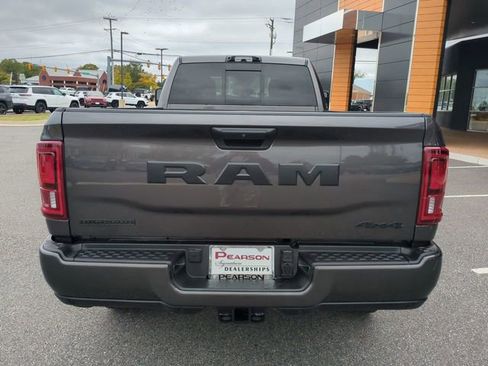 New 2026 RAM 2500 Big Horn AWD/4WD image 5