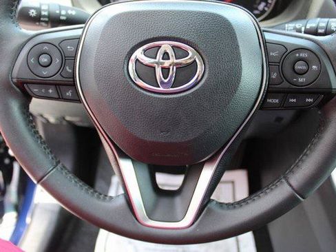 Certified 2020 Toyota RAV4 XLE Premium AWD/4WD image 14