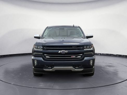 Used 2018 Chevrolet Silverado 1500 LTZ Z71 w/ Centennial Edition AWD/4WD image 2
