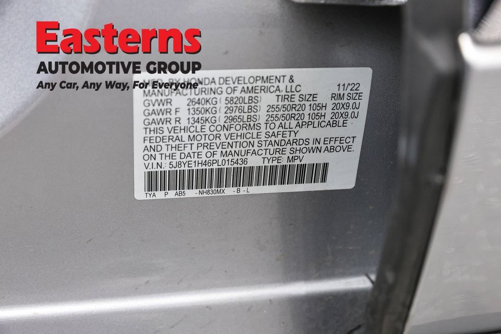 Used 2023 Acura MDX w/ Technology Package AWD/4WD image 40