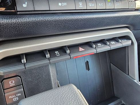 New 2026 Toyota Tundra SR5 AWD/4WD image 30