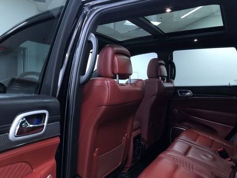 Used 2018 Jeep Grand Cherokee Trackhawk image 23