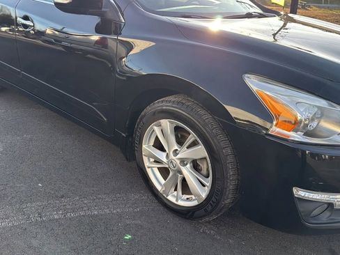 Used 2015 Nissan Altima 2.5 SL w/ Technology Package image 10