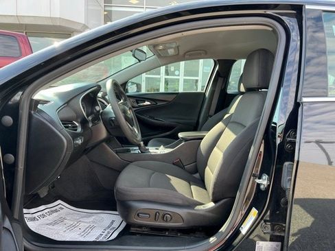 Used 2022 Chevrolet Malibu LT image 9